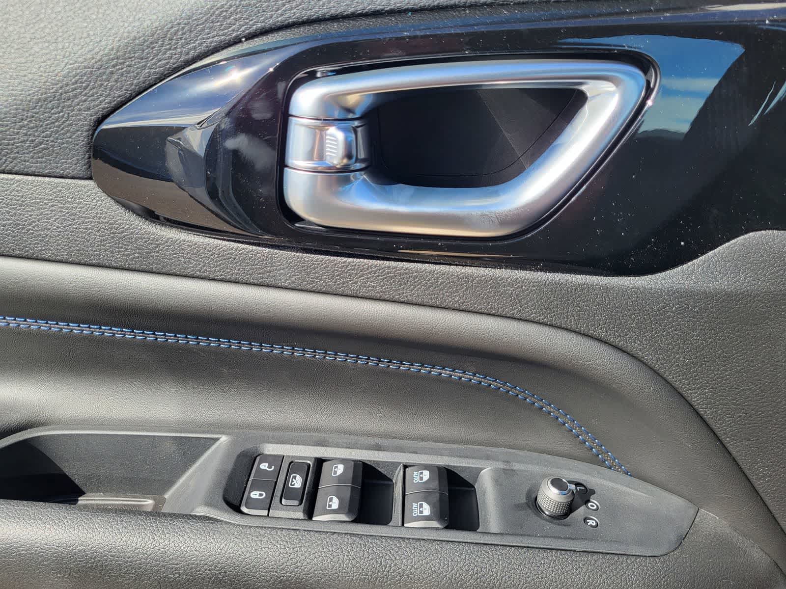 Thumbnail: 2026 Jeep Compass - 16