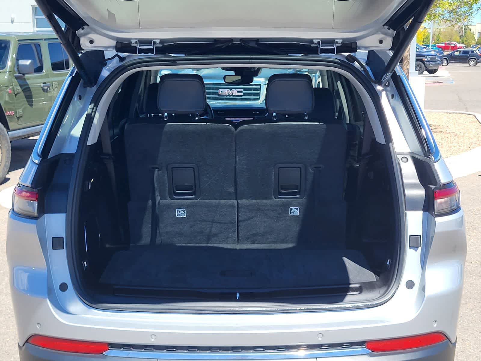 Thumbnail: 2021 Jeep Grand Cherokee L - 32