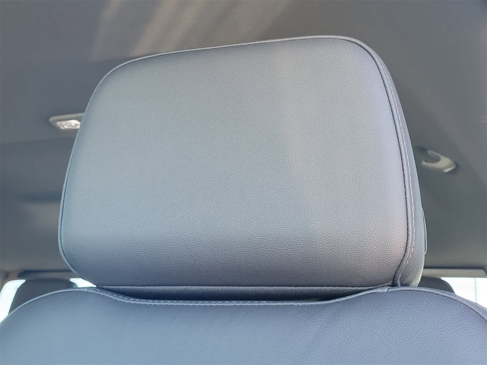 Thumbnail: 2025 Chevrolet Silverado 2500 - 13