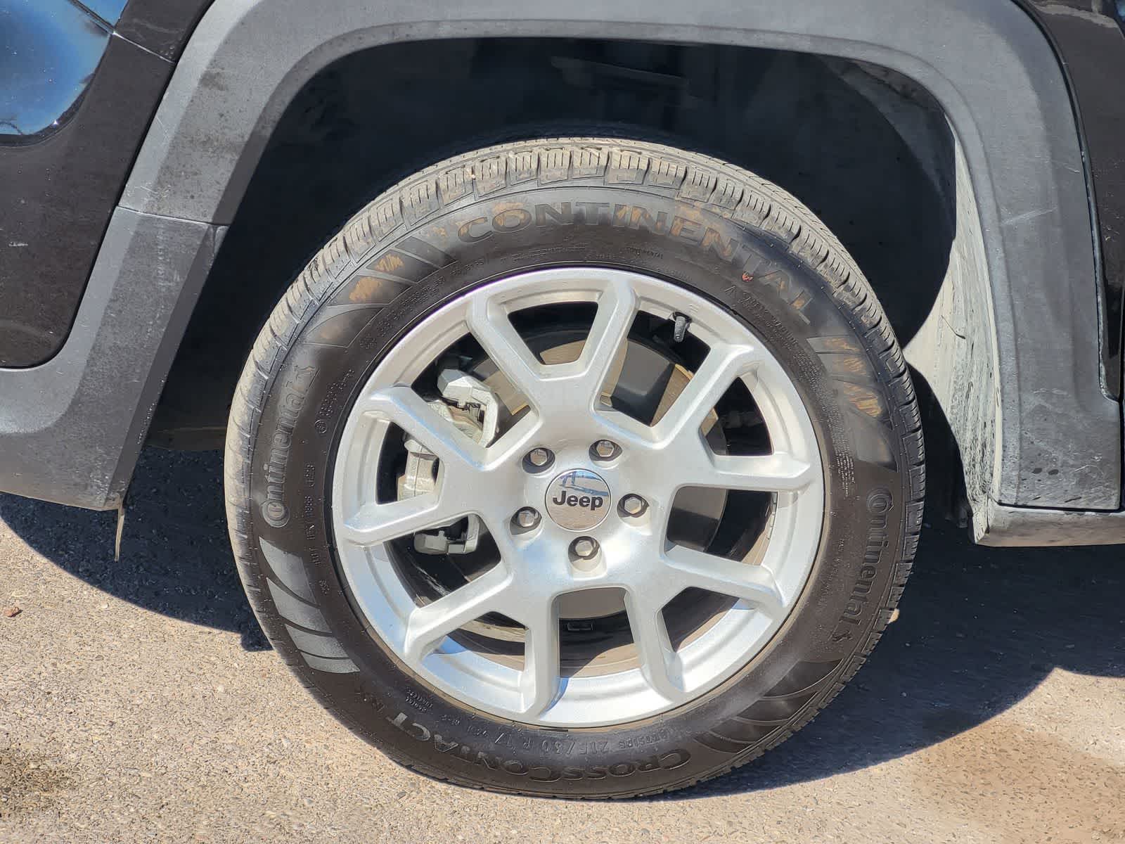 Thumbnail: 2023 Jeep Renegade - 10