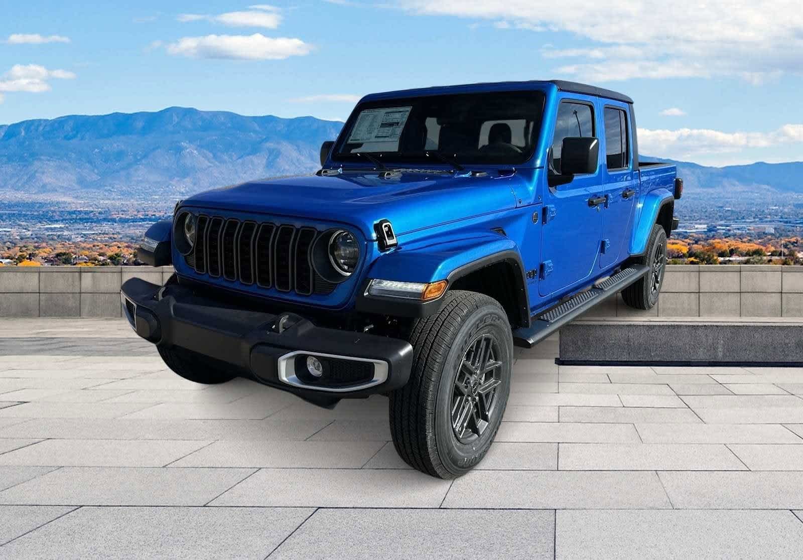 Thumbnail: 2025 Jeep Gladiator - 3