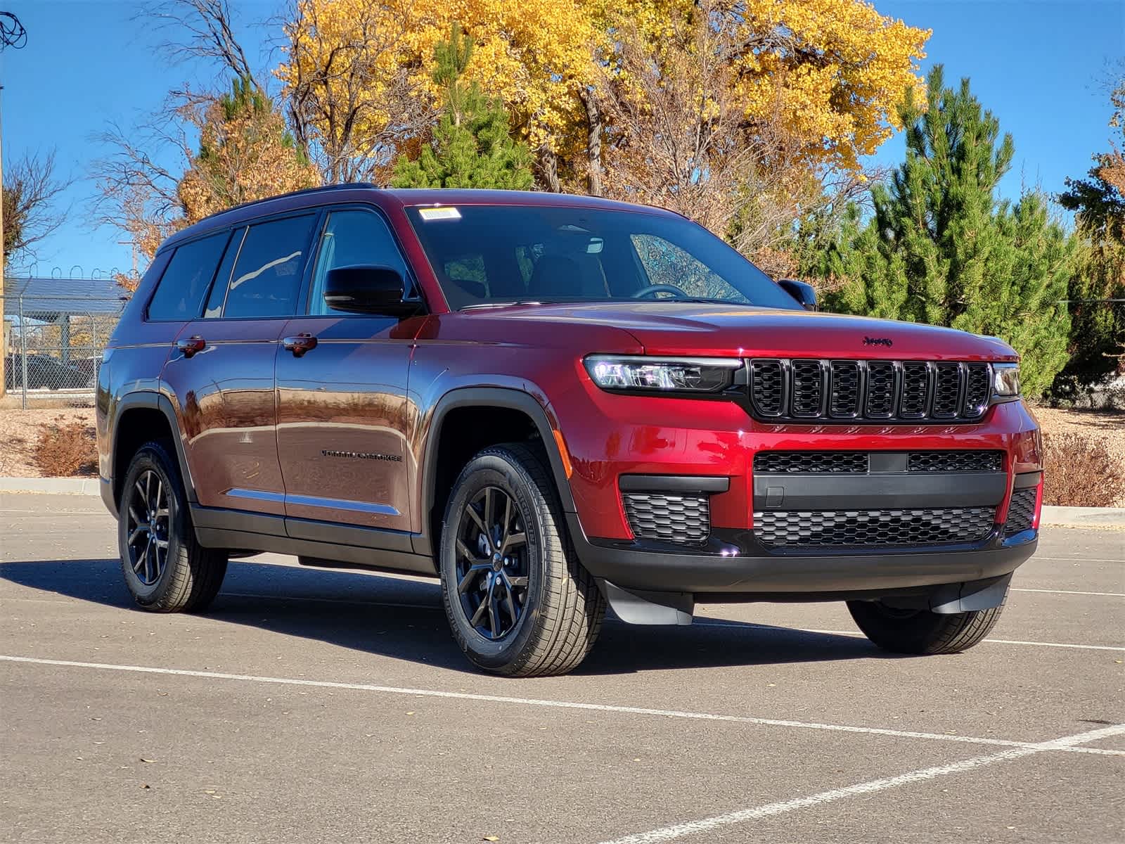 Thumbnail: 2025 Jeep Grand Cherokee L - 2