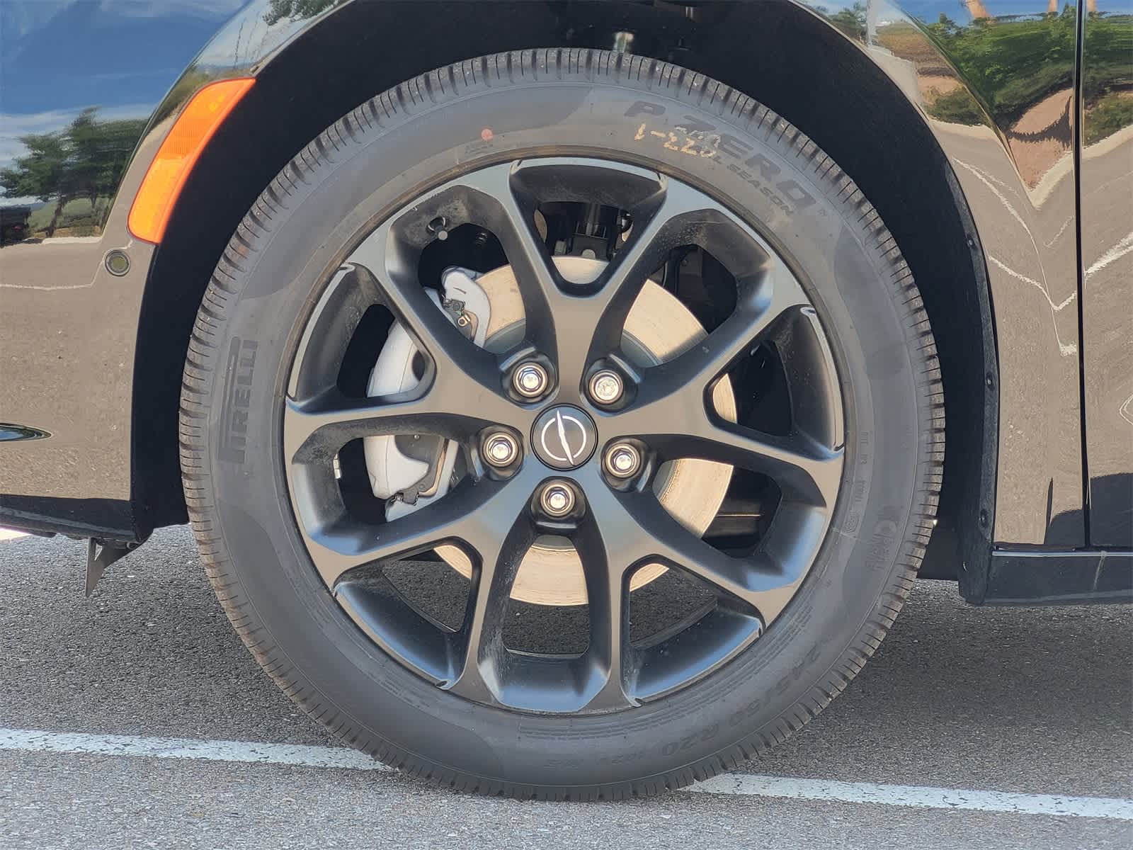 Thumbnail: 2026 Chrysler Pacifica - 8