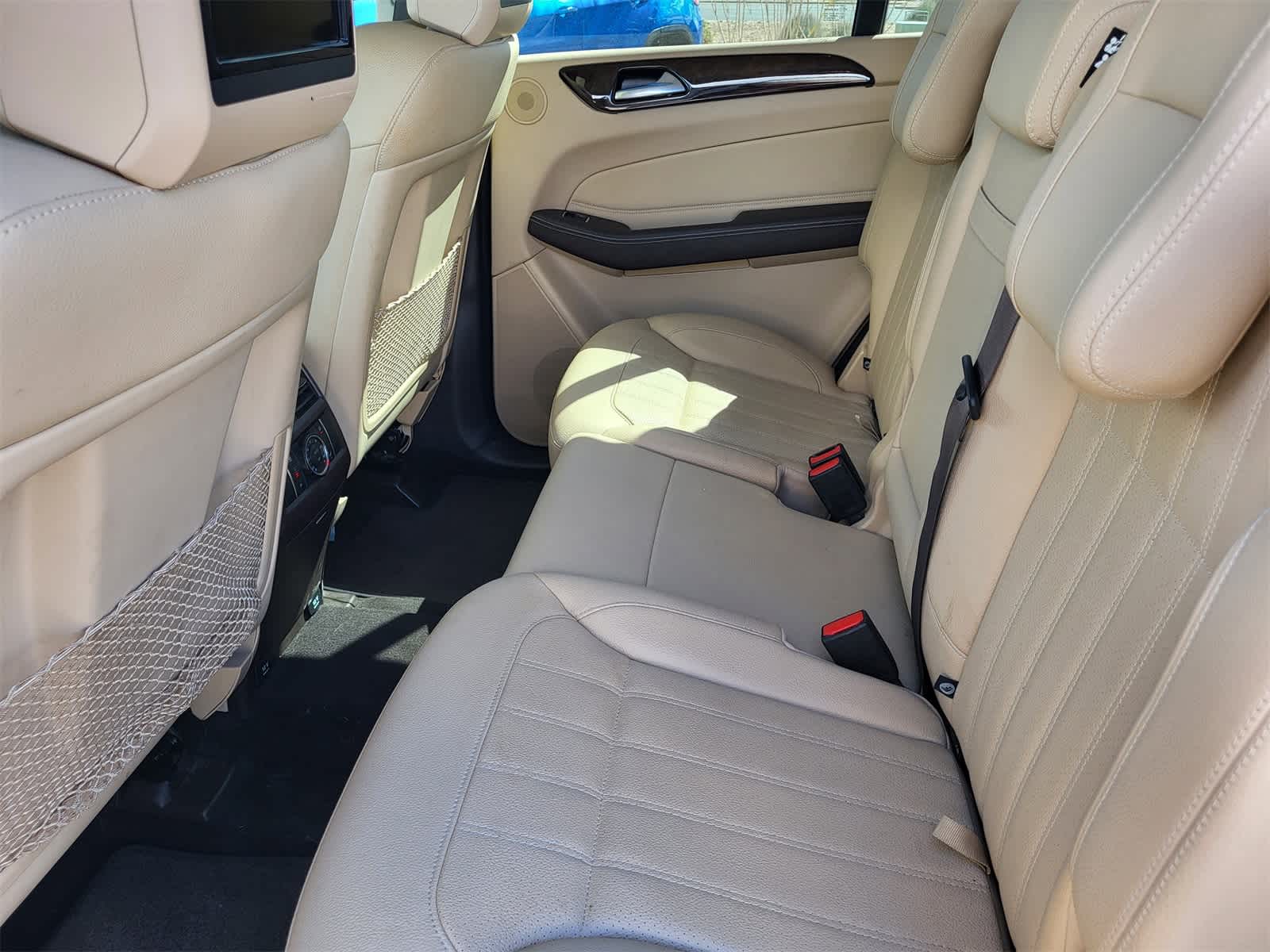 Thumbnail: 2017 Mercedes-Benz GLS - 28