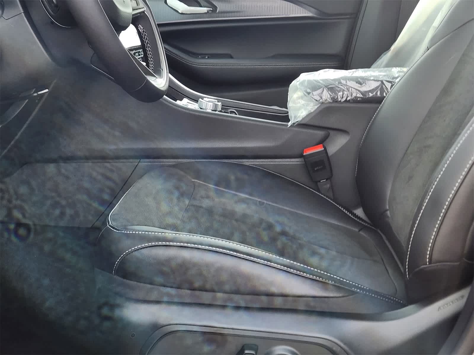 Thumbnail: 2025 Jeep Grand Cherokee - 12