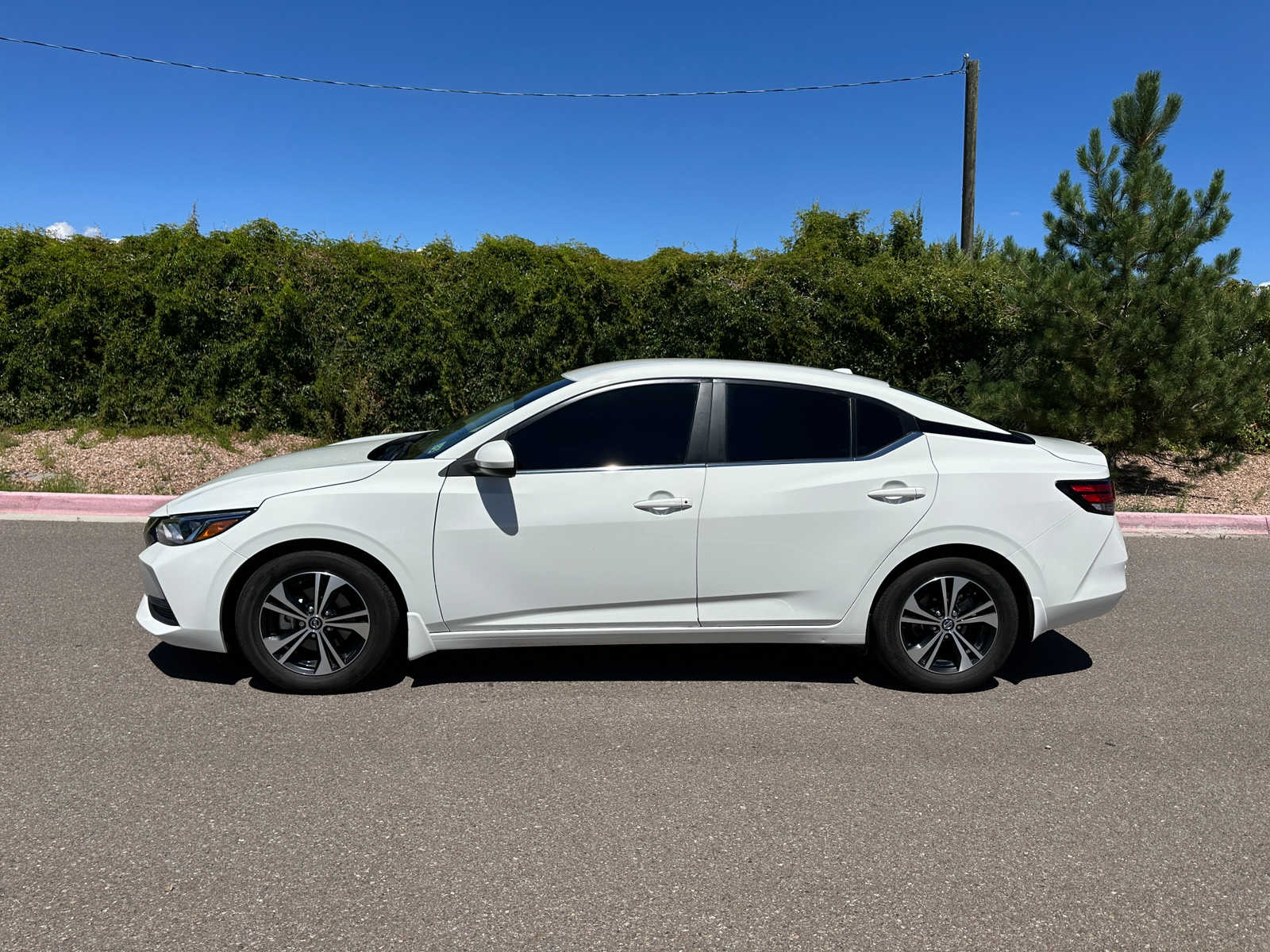 Used 2022 Nissan Sentra SV with VIN 3N1AB8CV9NY304027 for sale in Santa Fe, NM