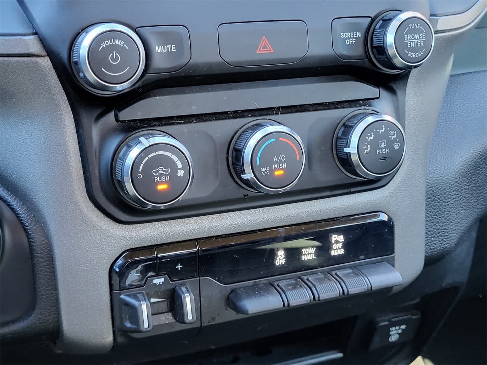 Thumbnail: 2019 RAM 2500 - 19