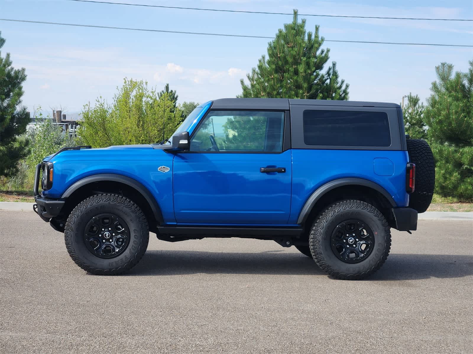 Thumbnail: 2022 Ford Bronco - 4