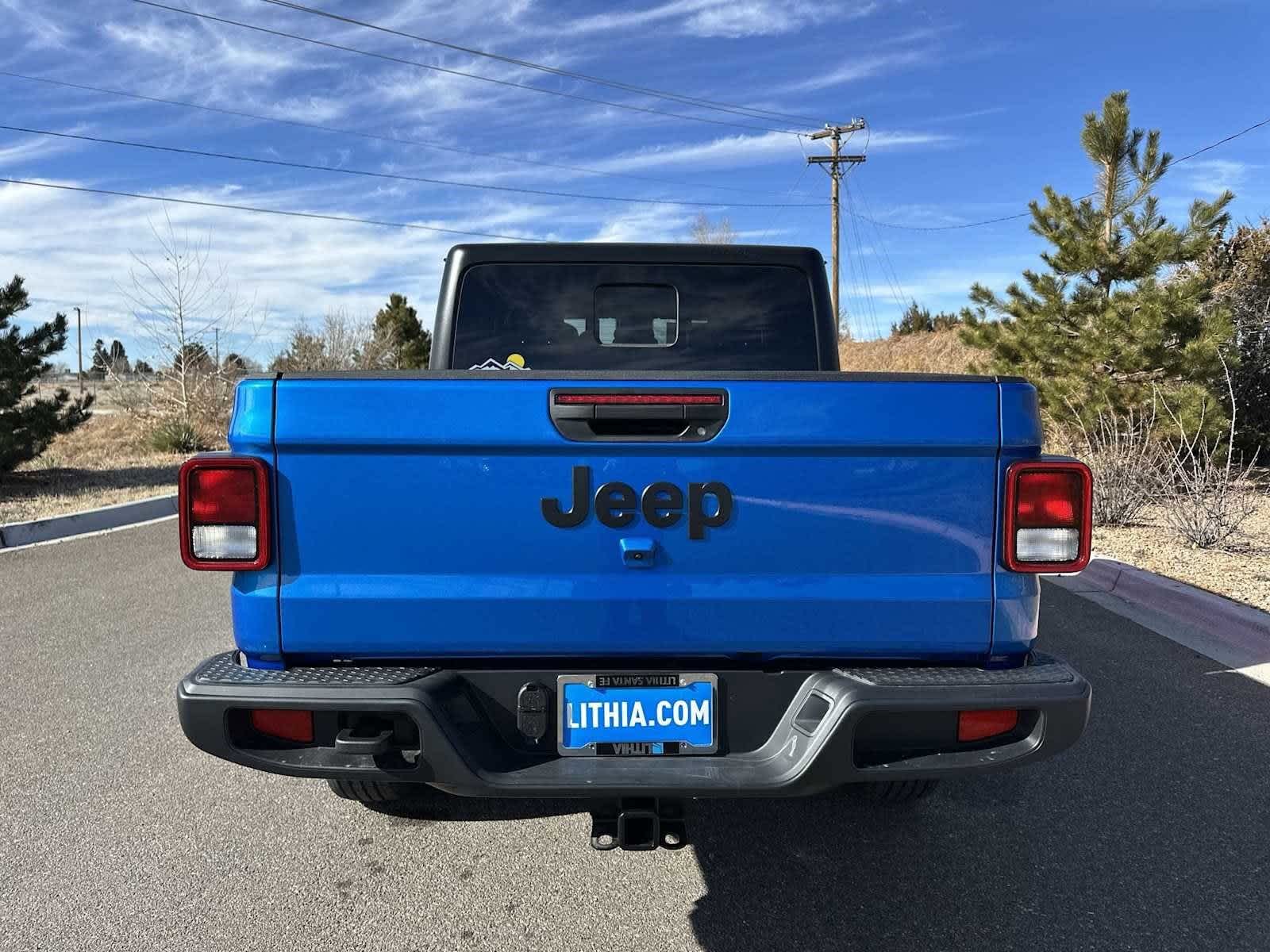 Thumbnail: 2025 Jeep Gladiator - 15