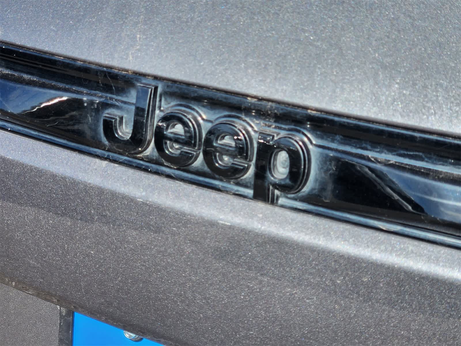 Thumbnail: 2023 Jeep Grand Cherokee - 6