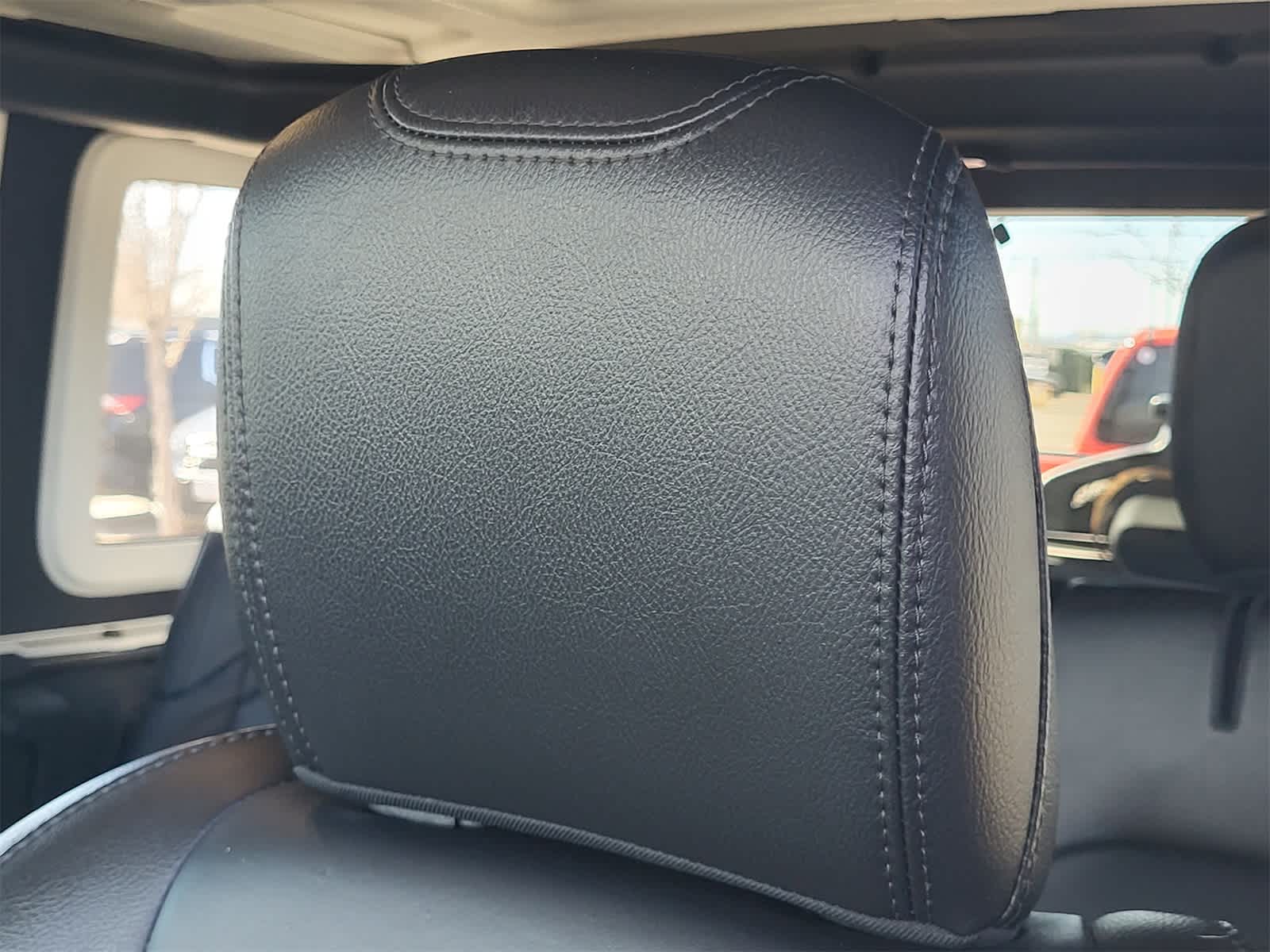 Thumbnail: 2021 Jeep Wrangler - 14