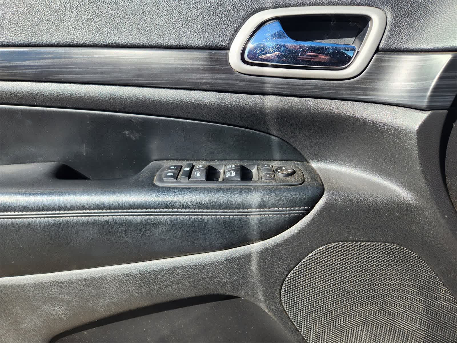 Thumbnail: 2020 Jeep Grand Cherokee - 8