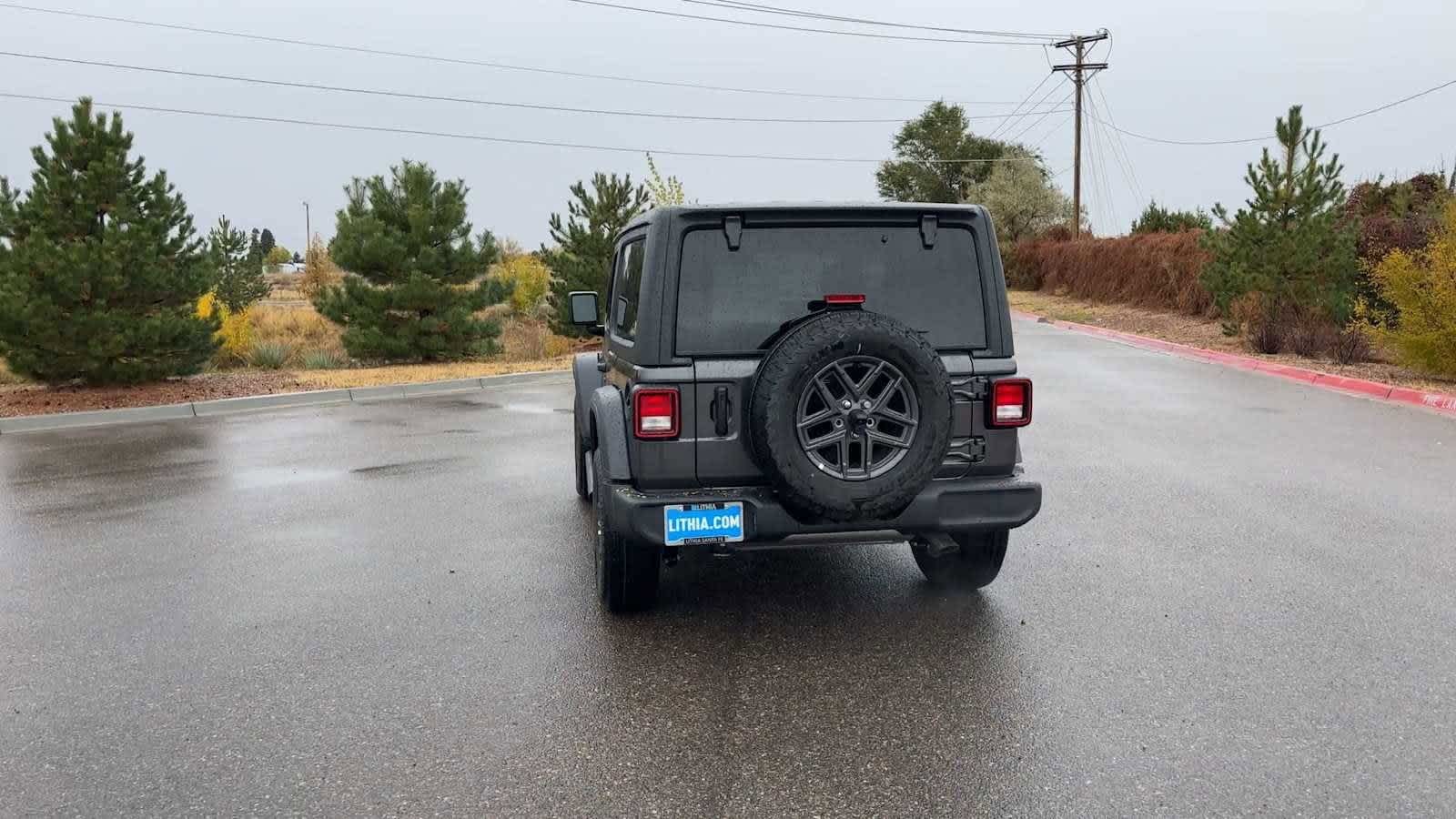 Thumbnail: 2024 Jeep Wrangler - 10
