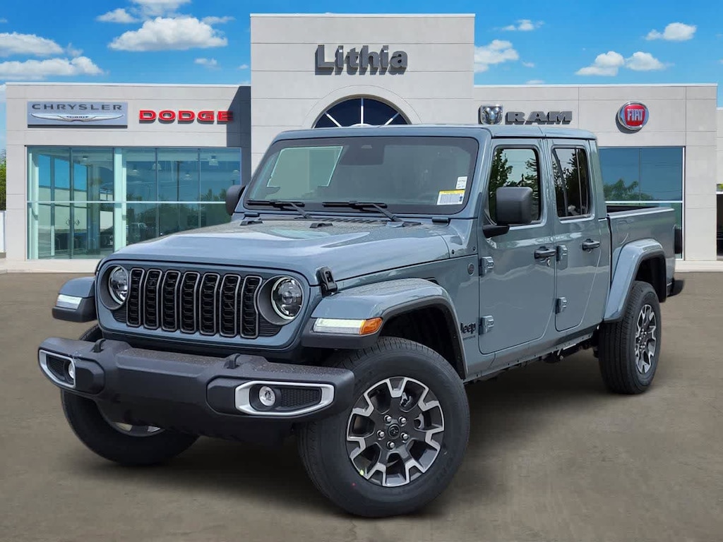 New 2026 Jeep Gladiator Sahara Pickup