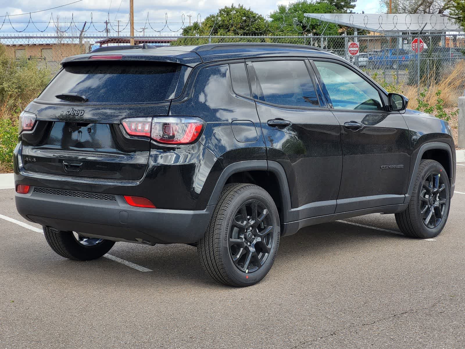 Thumbnail: 2026 Jeep Compass - 4
