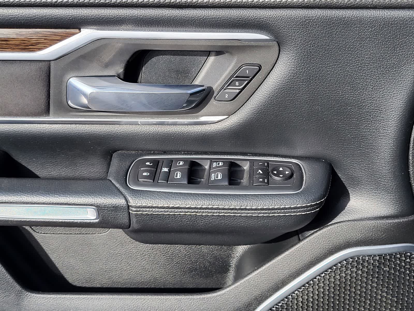 Thumbnail: 2020 RAM 1500 - 16