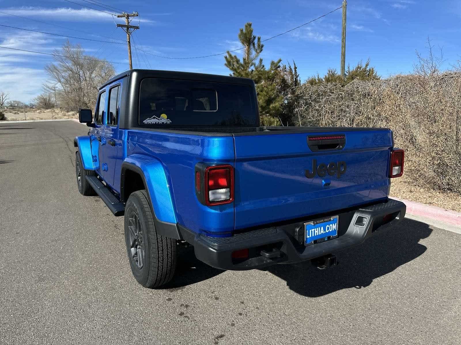 Thumbnail: 2025 Jeep Gladiator - 14
