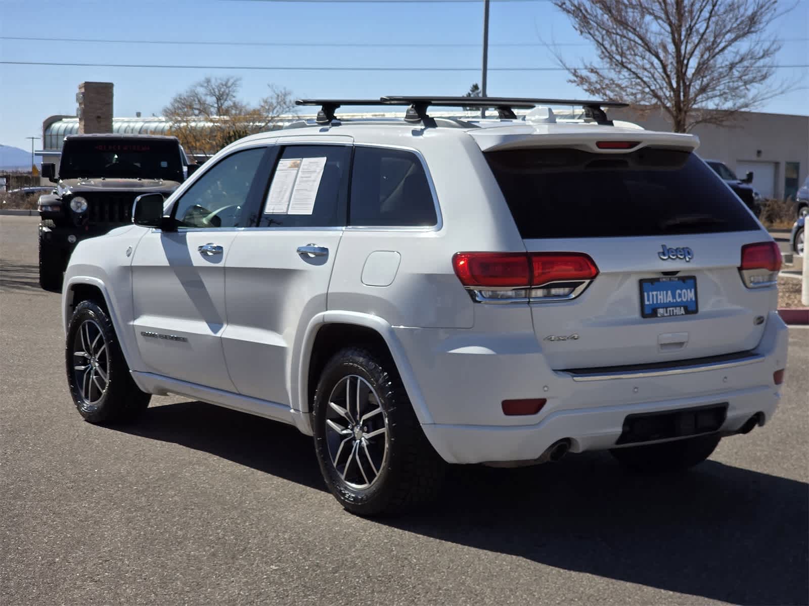 Thumbnail: 2018 Jeep Grand Cherokee - 8