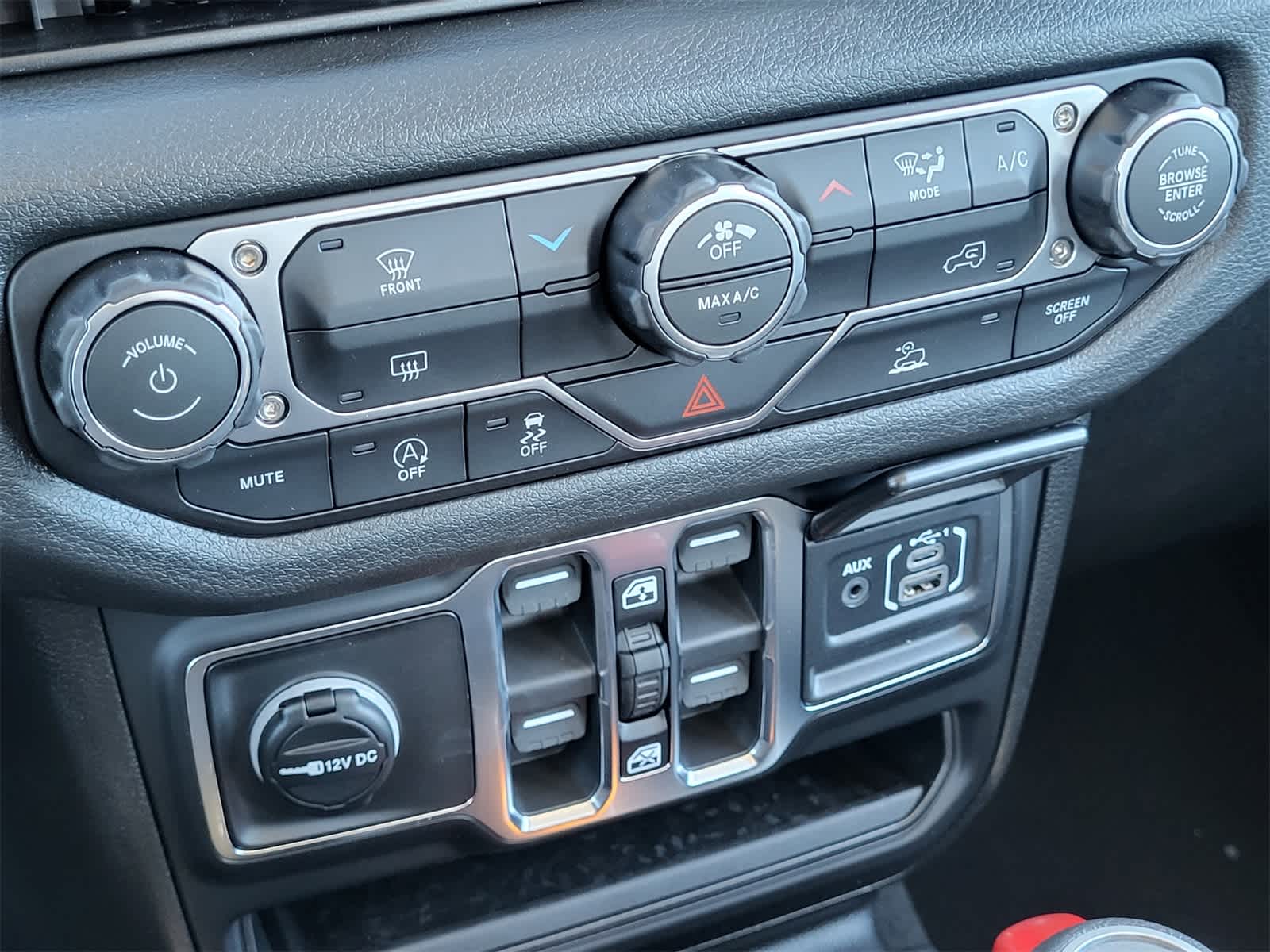 Thumbnail: 2026 Jeep Gladiator - 13