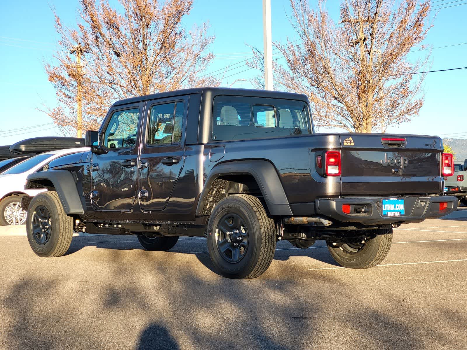 Thumbnail: 2026 Jeep Gladiator - 4