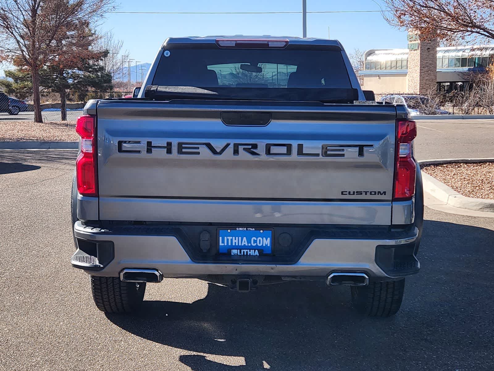 Thumbnail: 2020 Chevrolet Silverado 1500 - 10