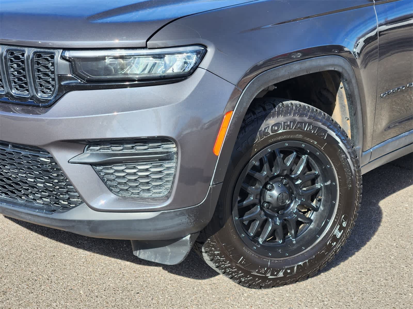 Thumbnail: 2023 Jeep Grand Cherokee - 2