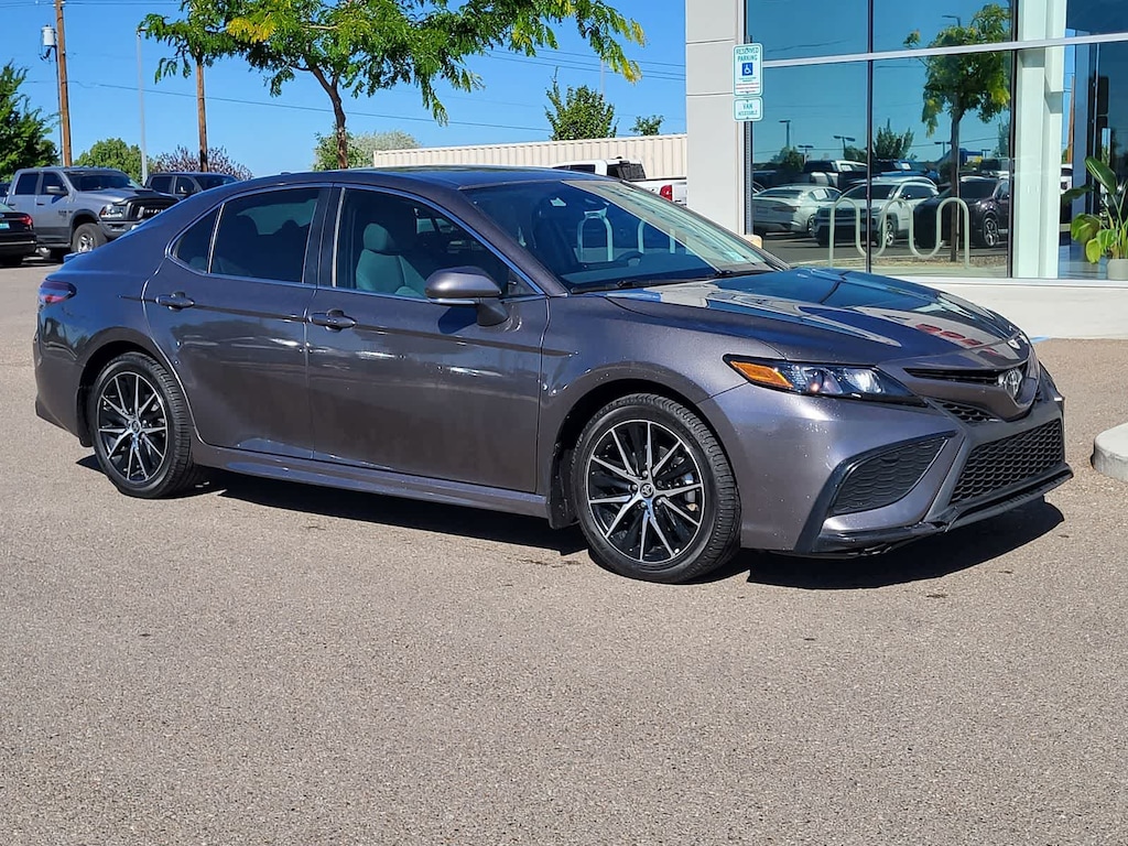 Used 2024 Toyota Camry SE Sedan