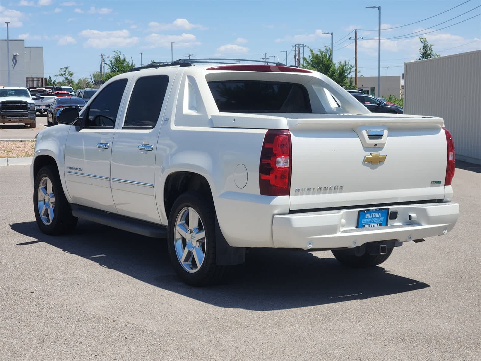 Thumbnail: 2011 Chevrolet Avalanche 1500 - 7