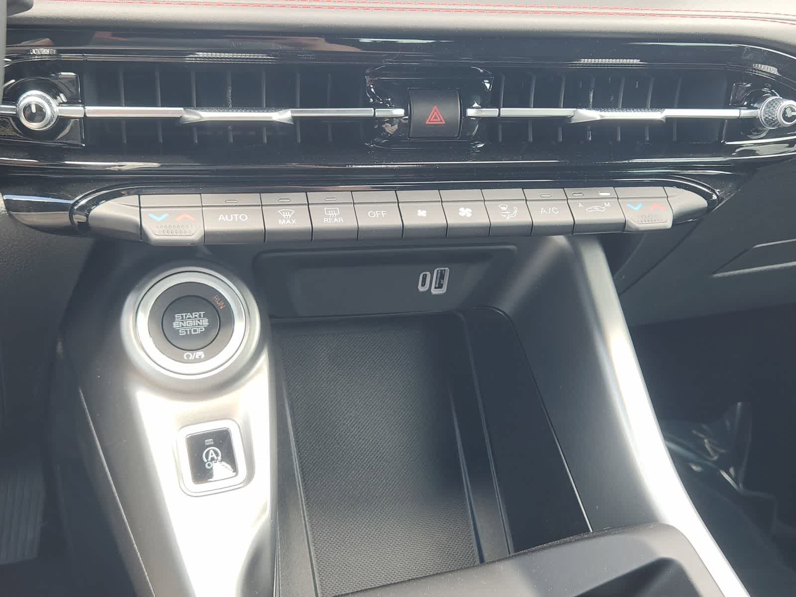 2025 Dodge Hornet GT - Photo 16