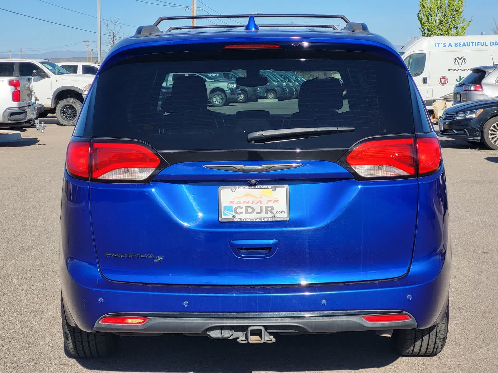 Thumbnail: 2020 Chrysler Pacifica - 6