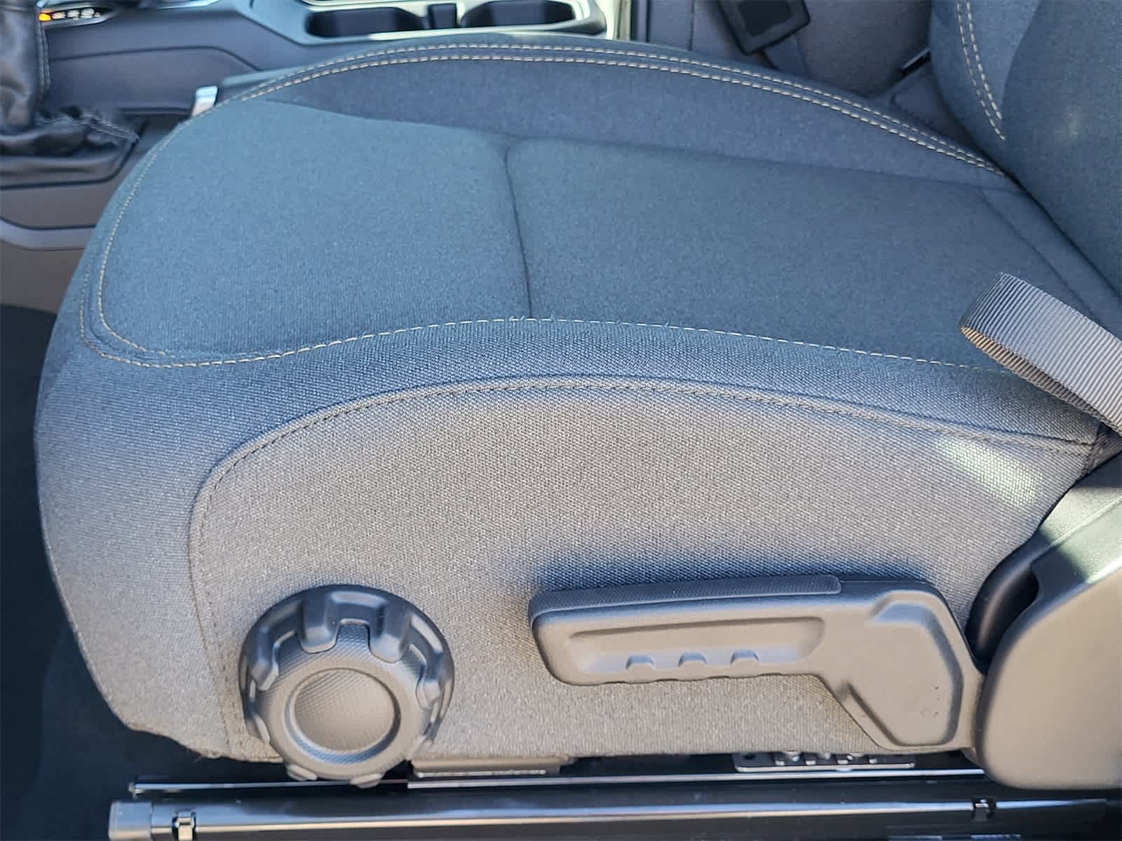 Thumbnail: 2026 Jeep Wrangler - 16