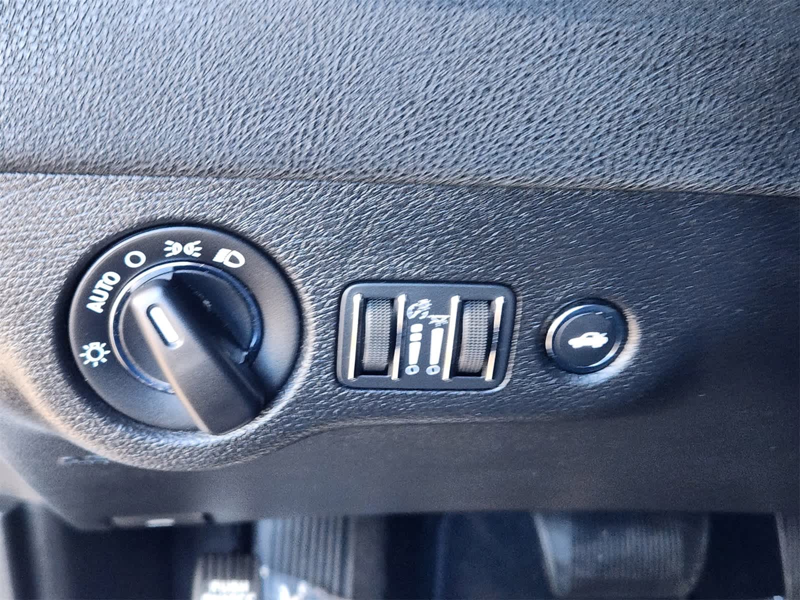 Thumbnail: 2019 Chrysler 300 - 13