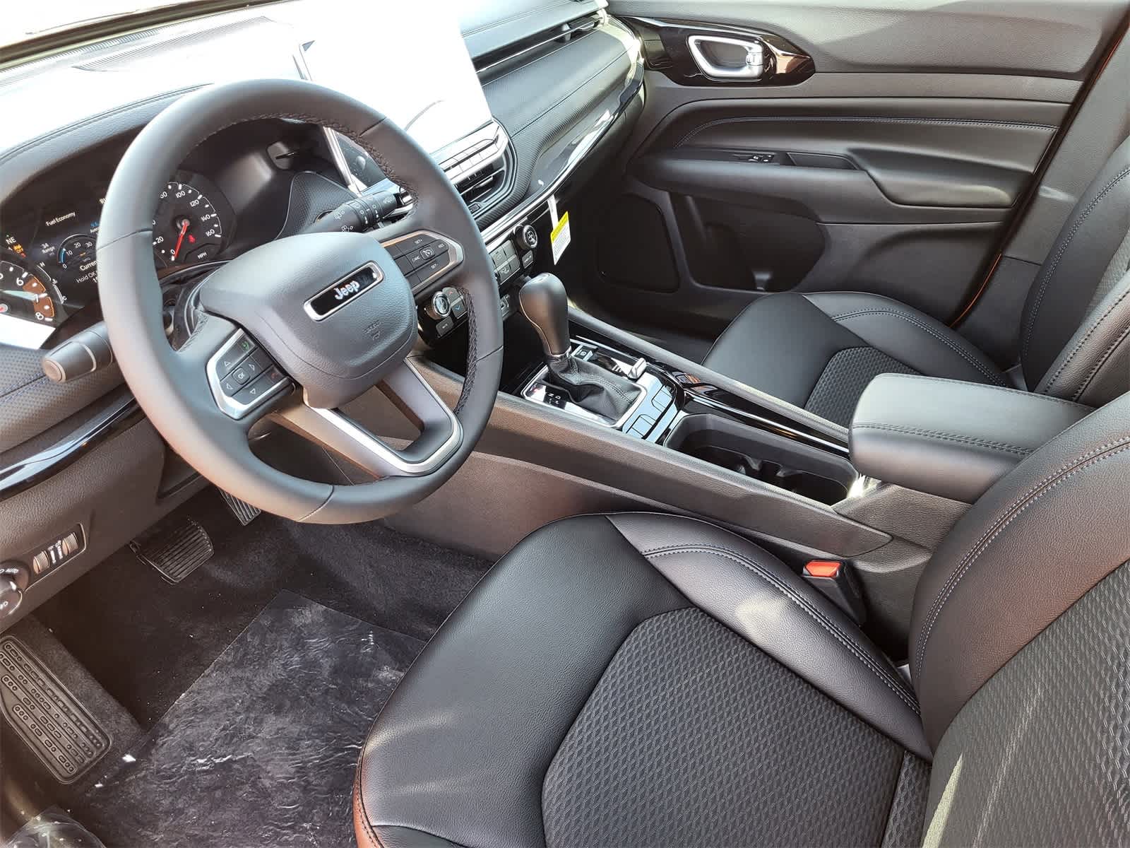 Thumbnail: 2026 Jeep Compass - 9