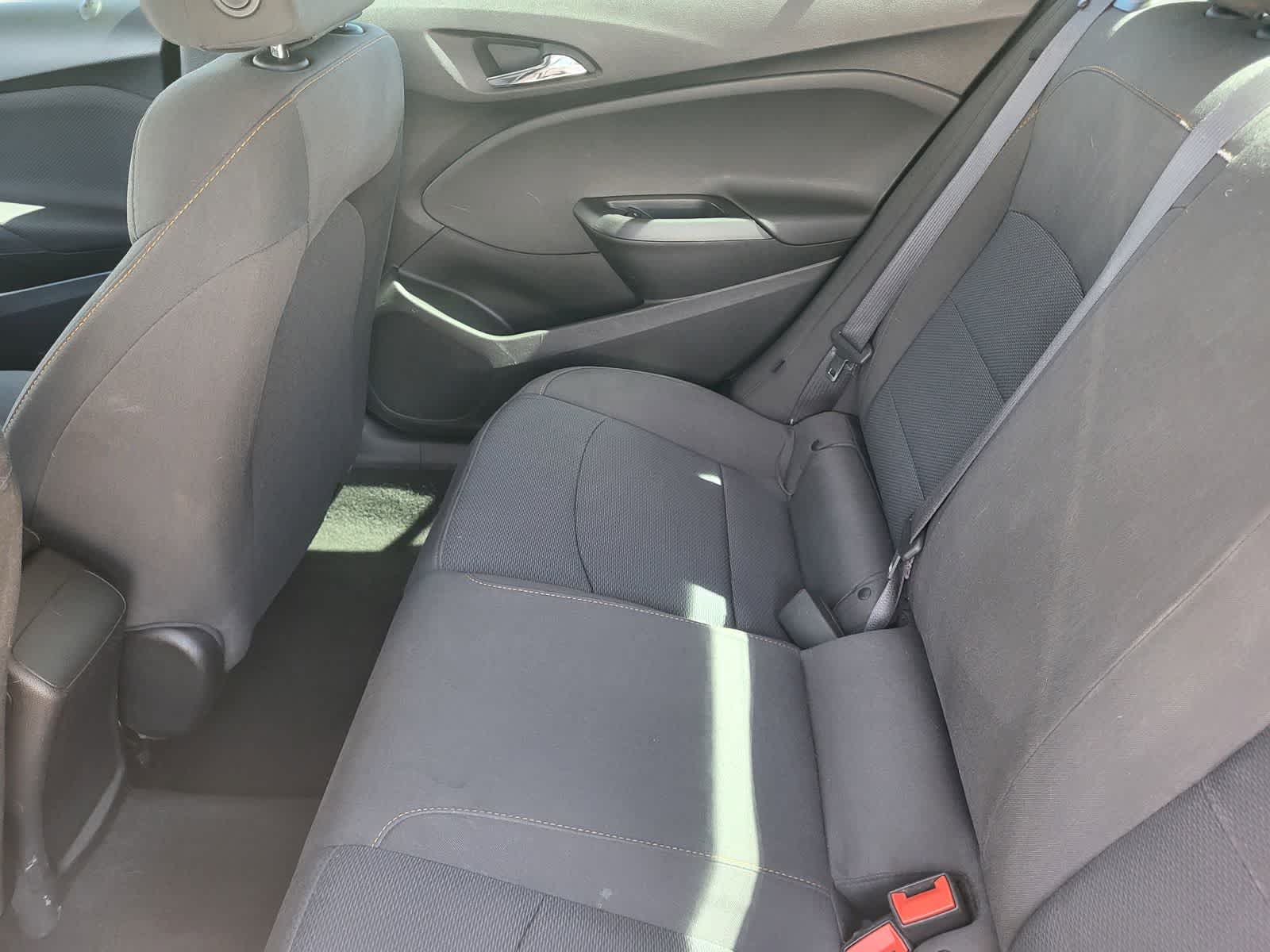 Thumbnail: 2017 Chevrolet Cruze - 24