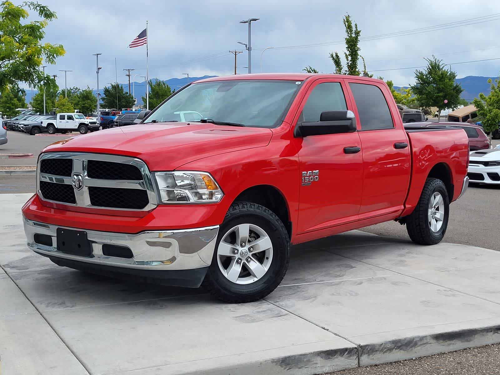 2023 RAM 1500 Classic SLT 4x4 Crew Cab 5'7's photo