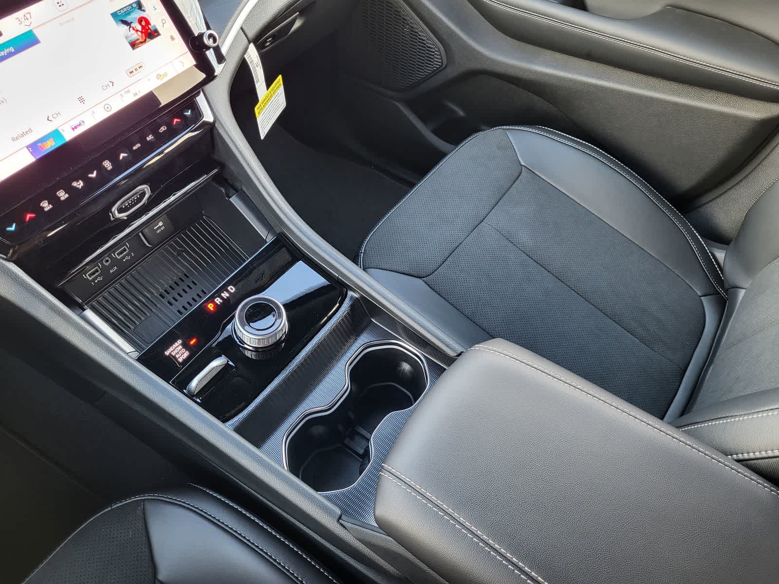 Thumbnail: 2026 Jeep Grand Cherokee - 15