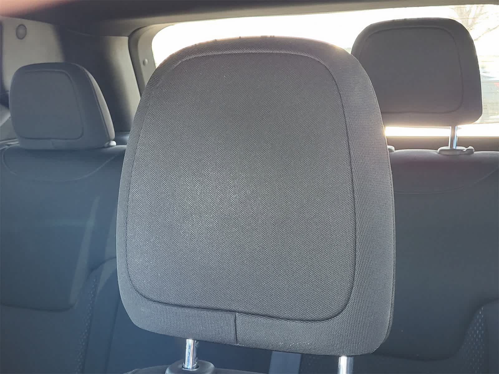 Thumbnail: 2022 Jeep Renegade - 13