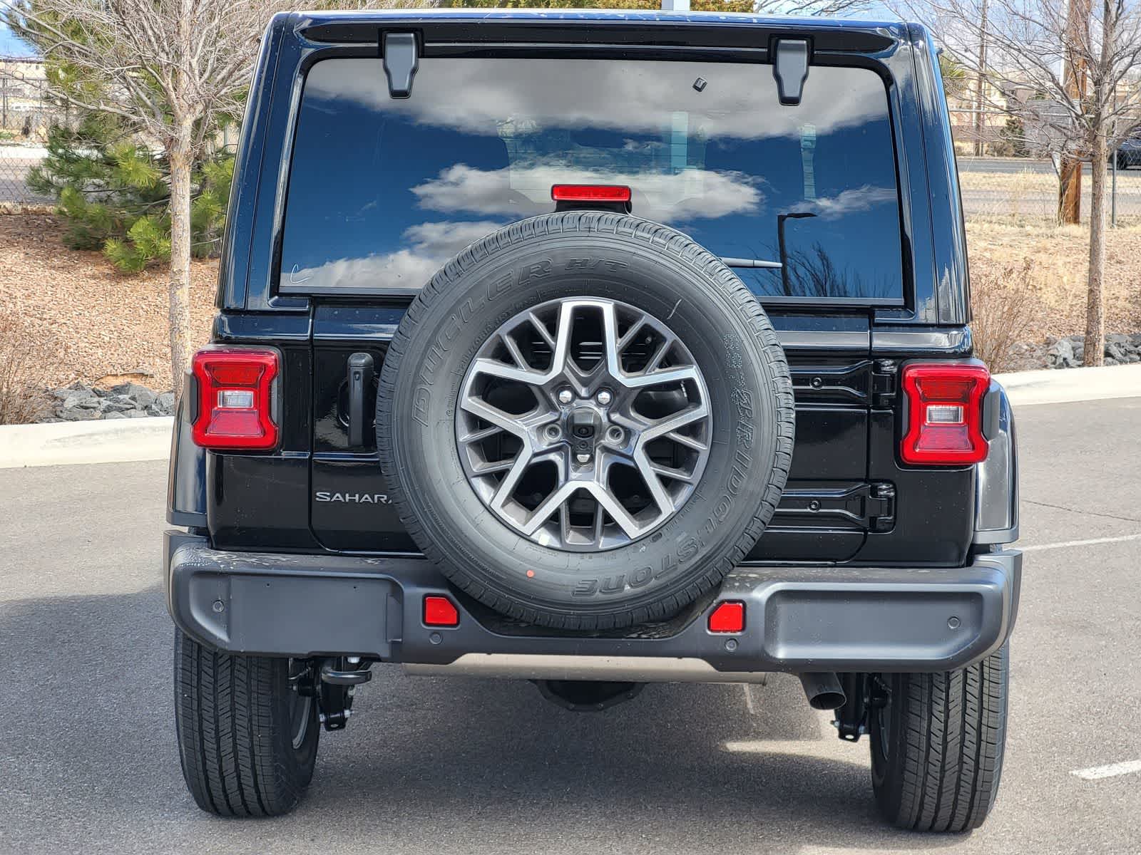 Thumbnail: 2026 Jeep Wrangler - 5