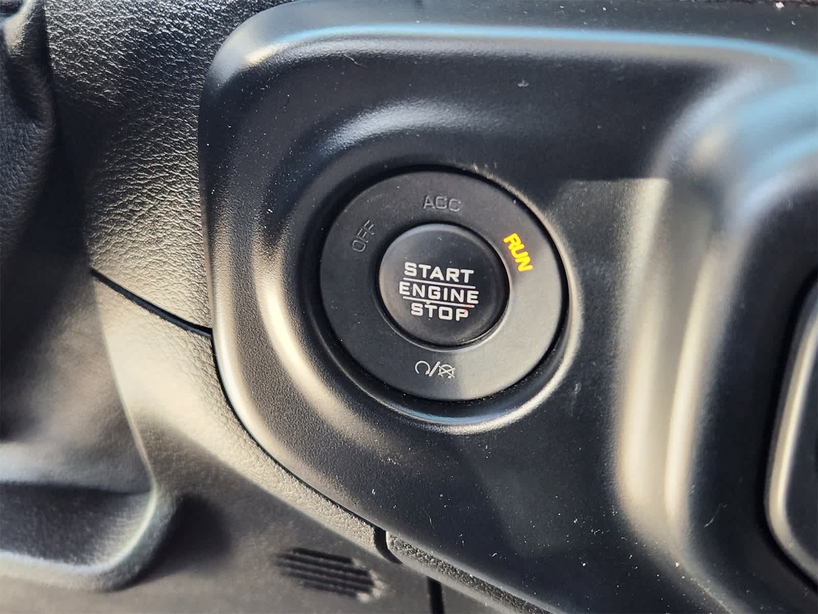 Thumbnail: 2020 Jeep Wrangler - 23