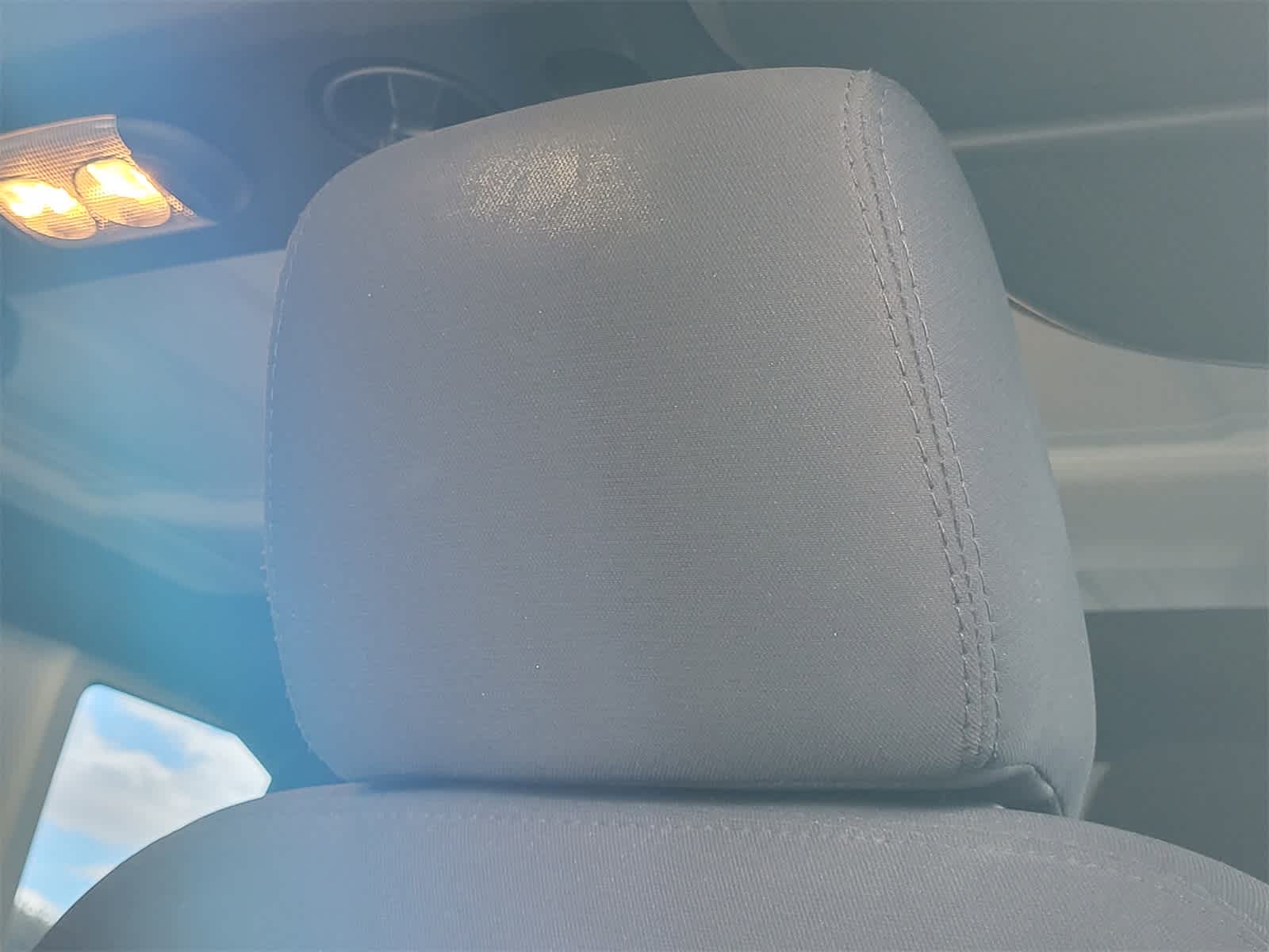 Thumbnail: 2016 Jeep Wrangler - 13