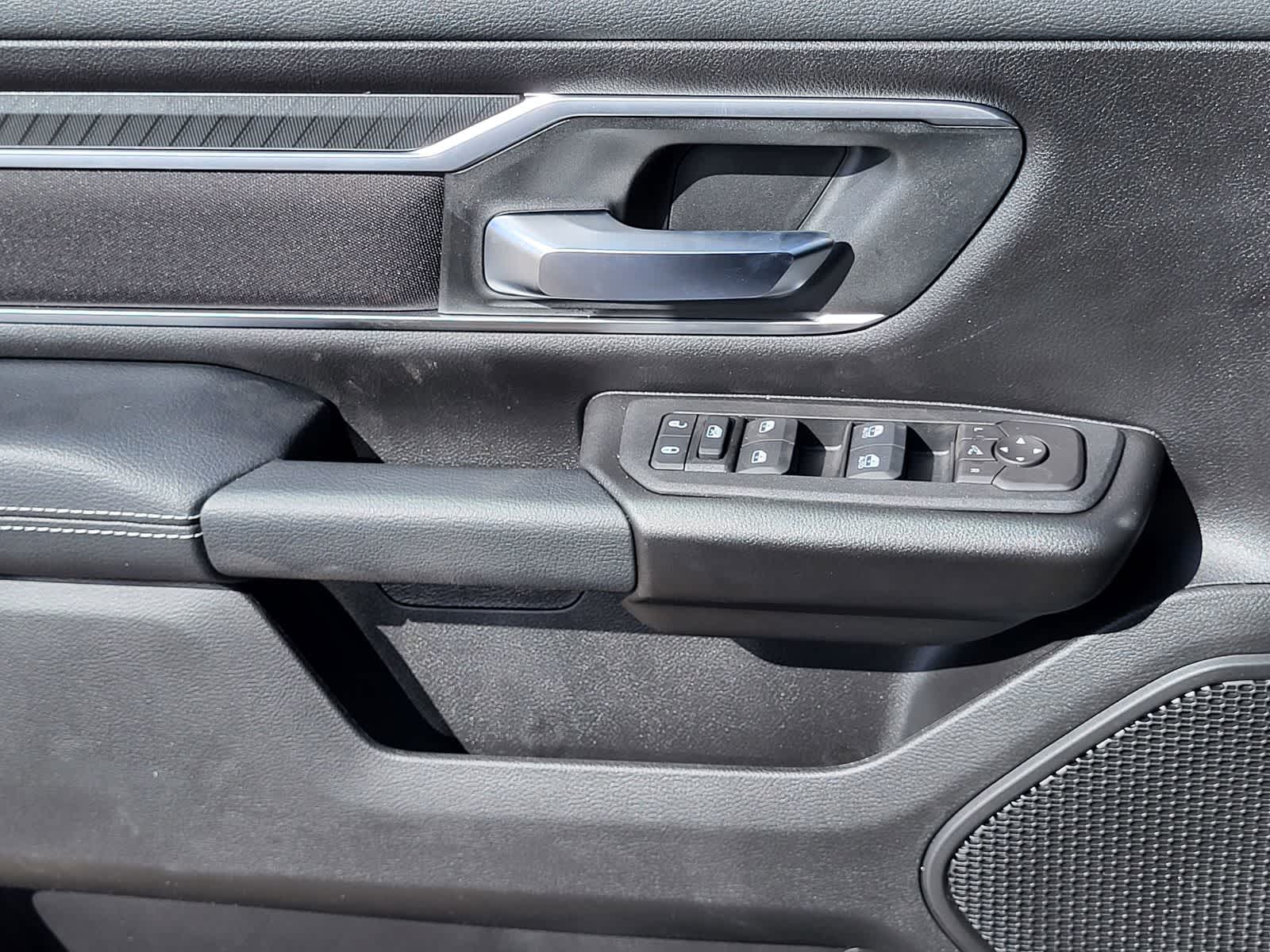 Thumbnail: 2026 RAM 1500 - 16