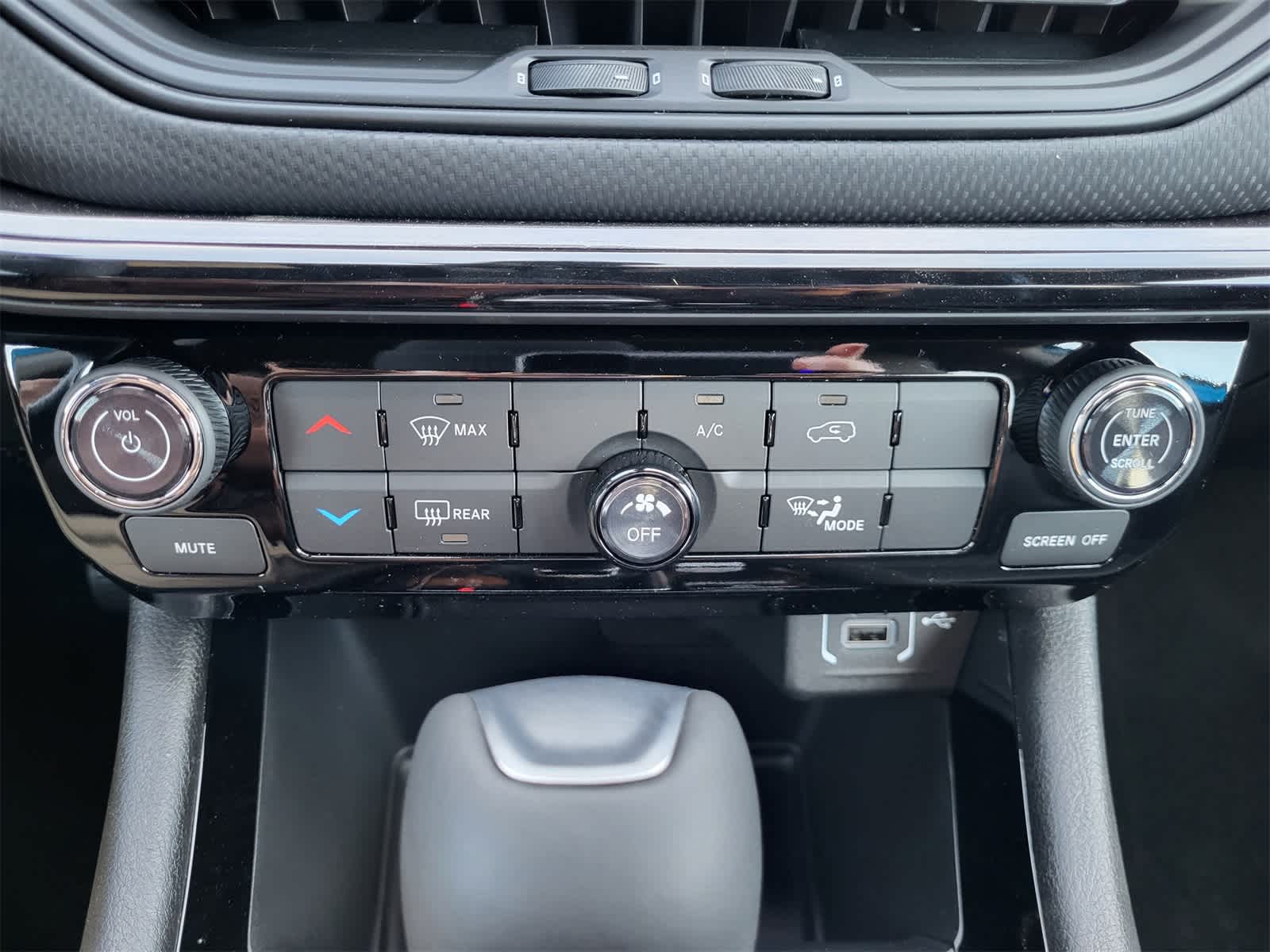 Thumbnail: 2026 Jeep Compass - 14