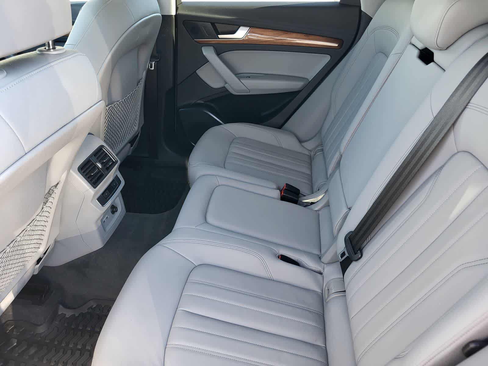 Thumbnail: 2022 Audi Q5 - 30