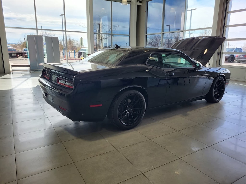 Used 2023 Dodge Challenger SRT Hellcat Coupe