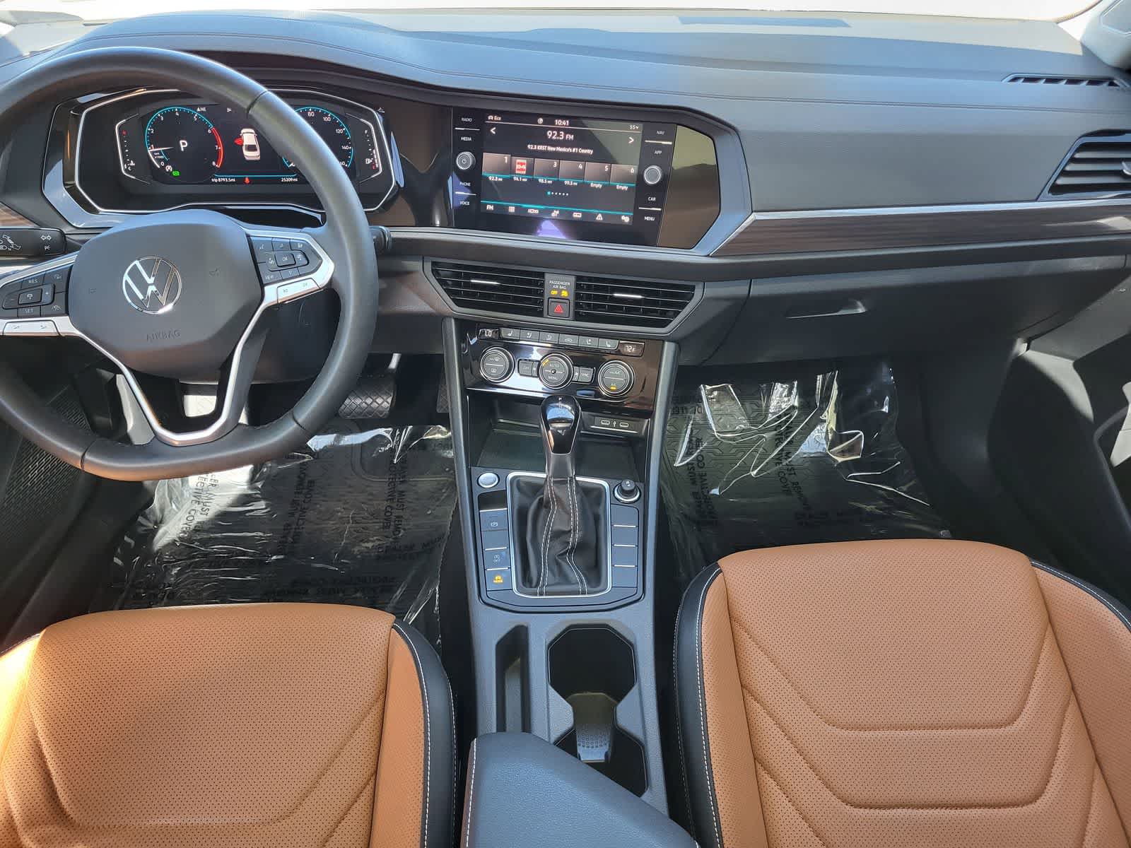 Thumbnail: 2024 Volkswagen Jetta - 24