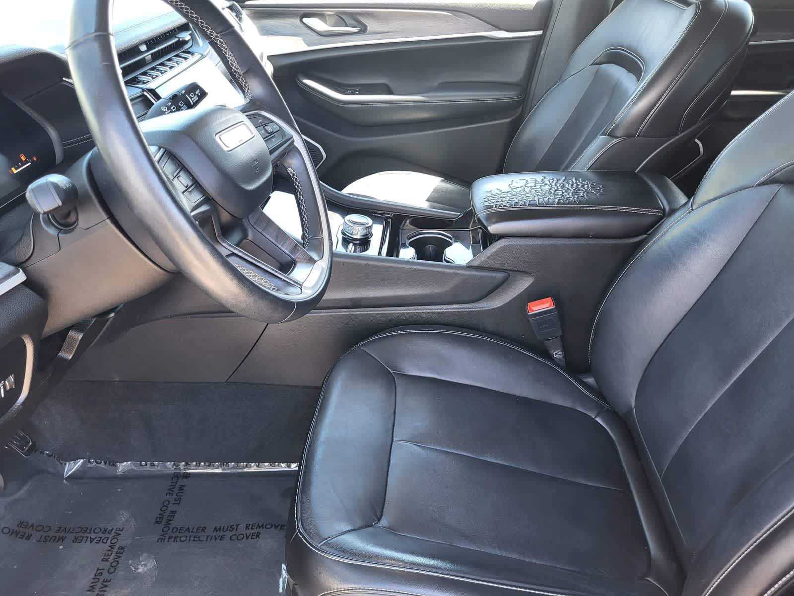 Thumbnail: 2021 Jeep Grand Cherokee L - 28