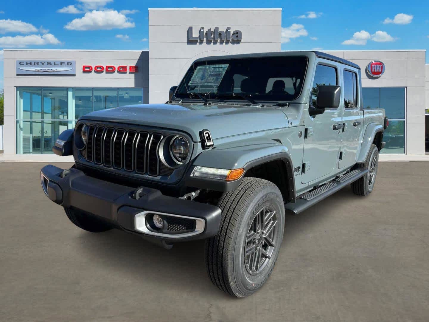 Thumbnail: 2025 Jeep Gladiator - 2