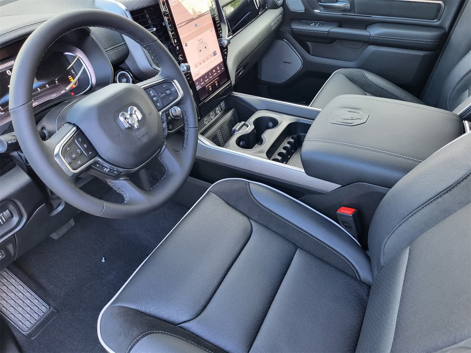 Thumbnail: 2026 RAM 1500 - 9