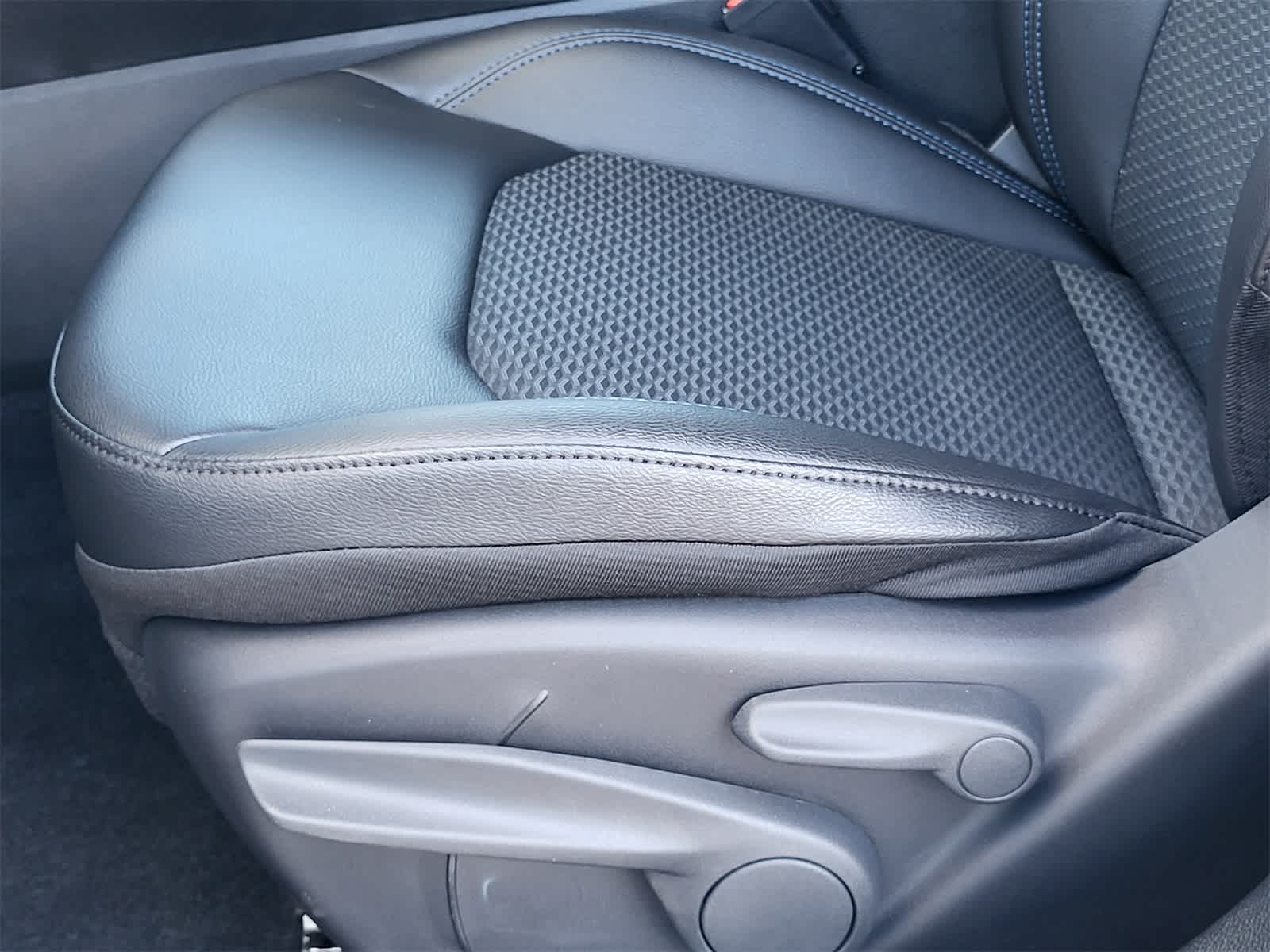 Thumbnail: 2026 Jeep Compass - 16