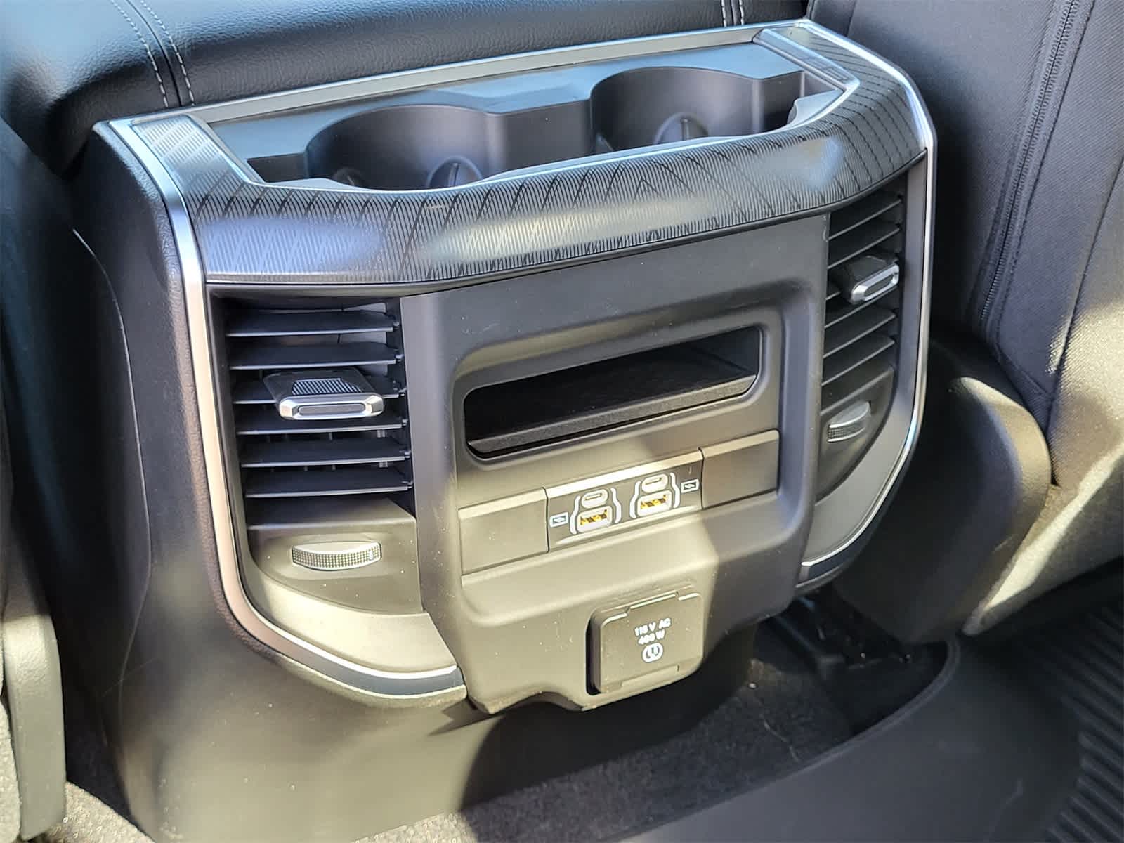 Thumbnail: 2026 RAM 1500 - 19